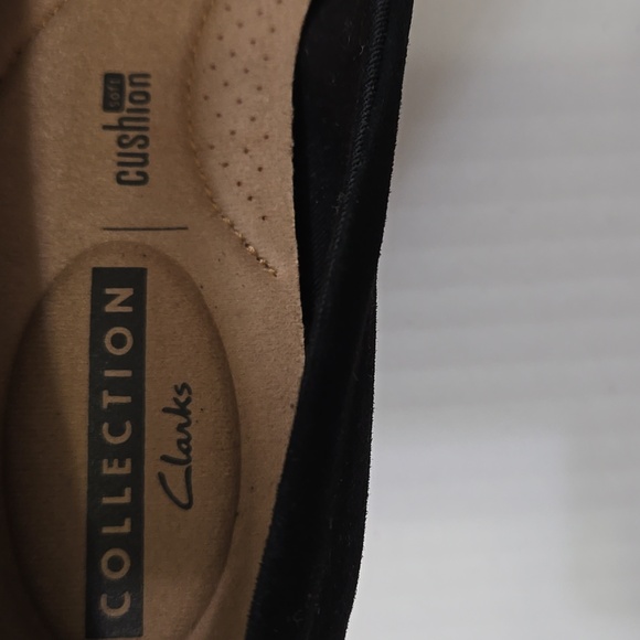Clarks Soft Cushion Collection Black Suede Women's Heels. NEW! - Picture 3 of 9